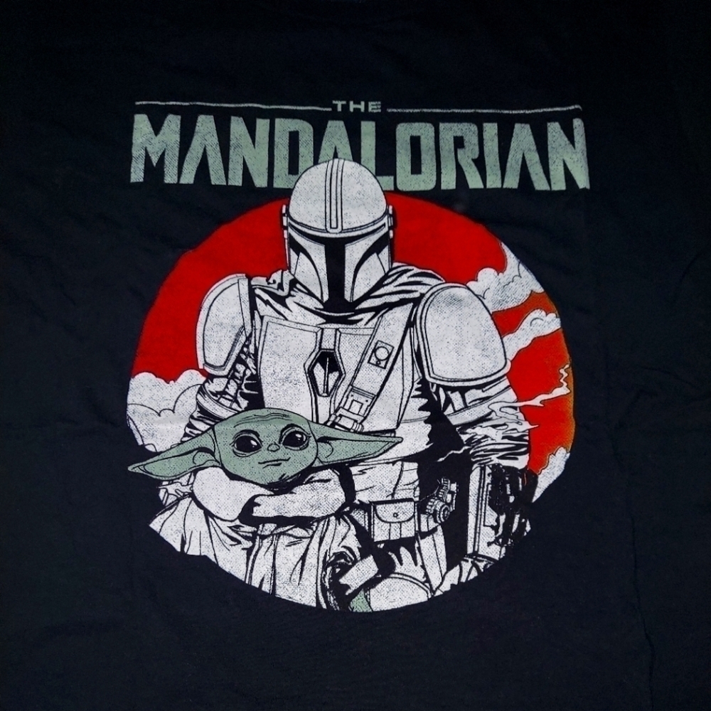 Star Wars The Mandalorian Graphic Tee Tshirt - Picture 2 of 3